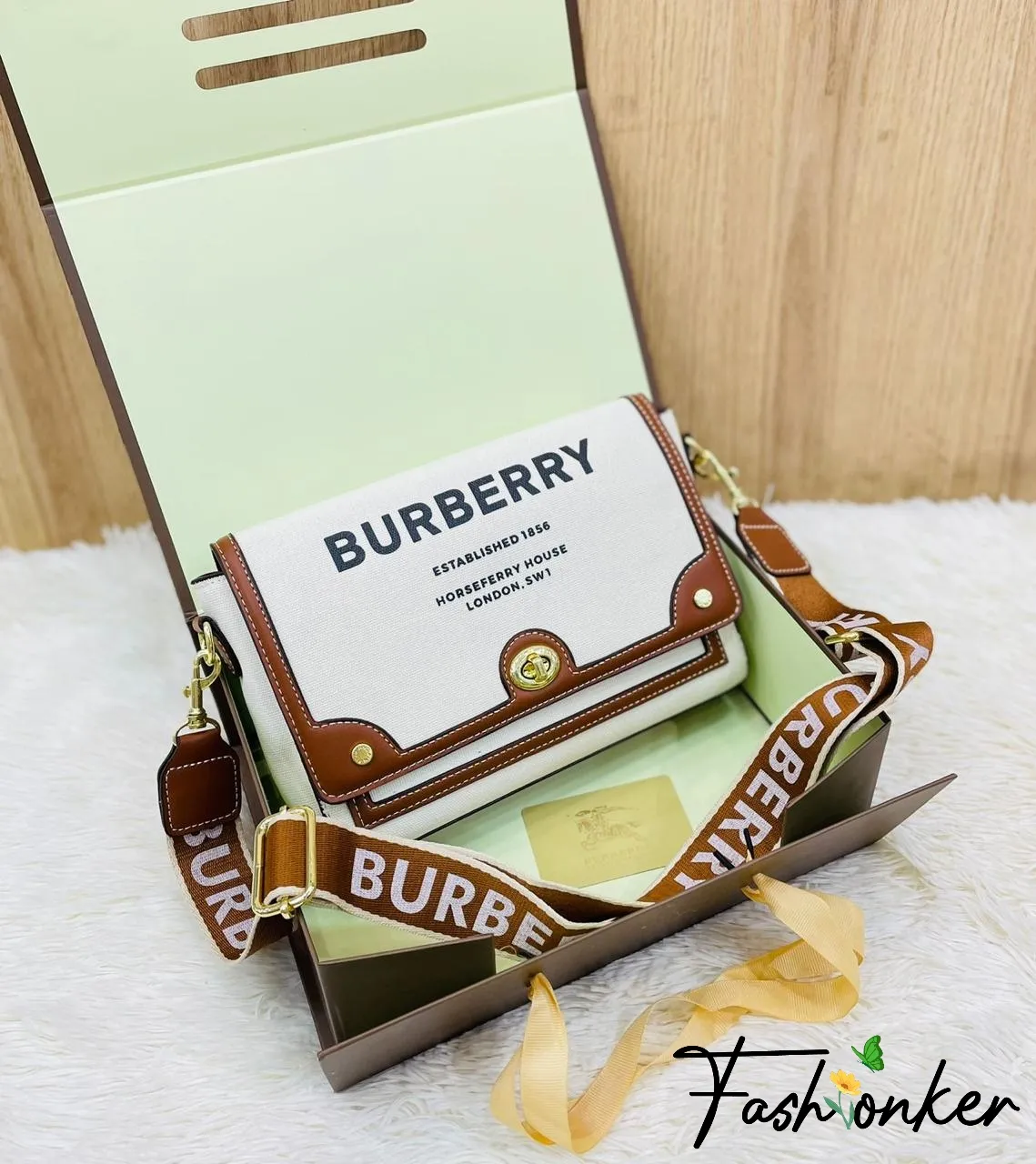 Best Price BURBERRY BAG AAA Quality 