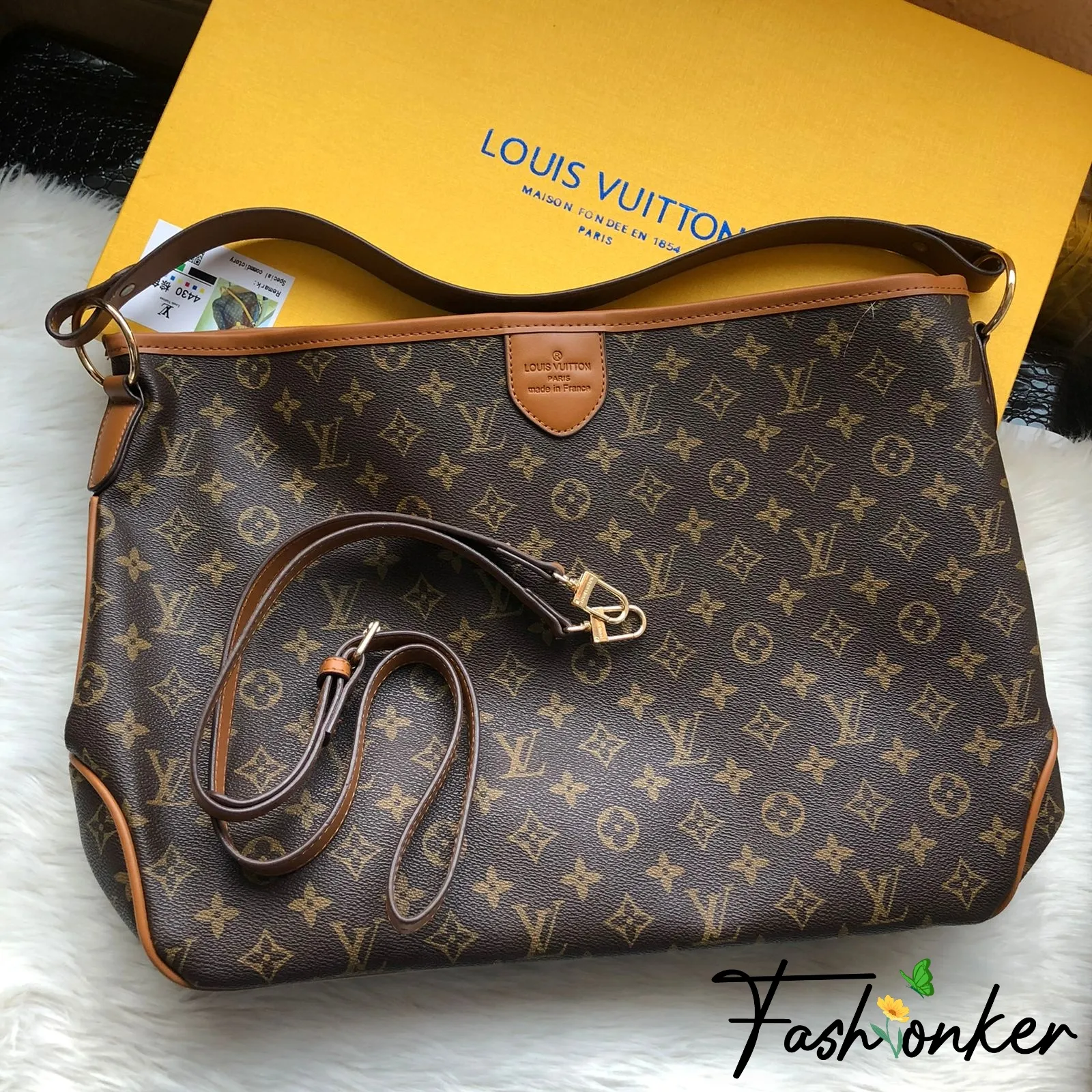 Best Price LV Delightful Bag with Box