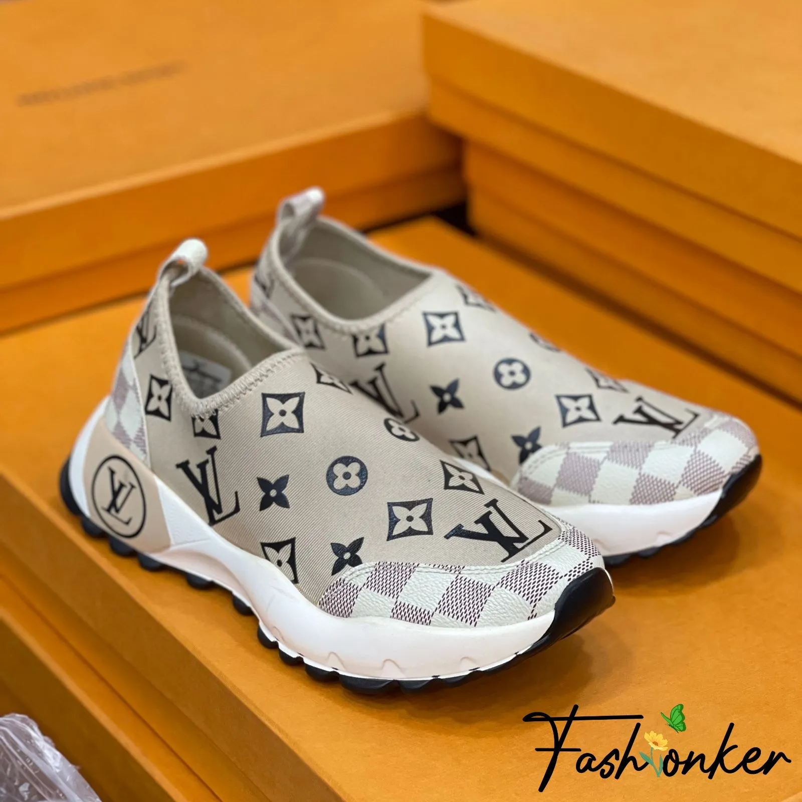 Best Price LV White Gray Joggers
