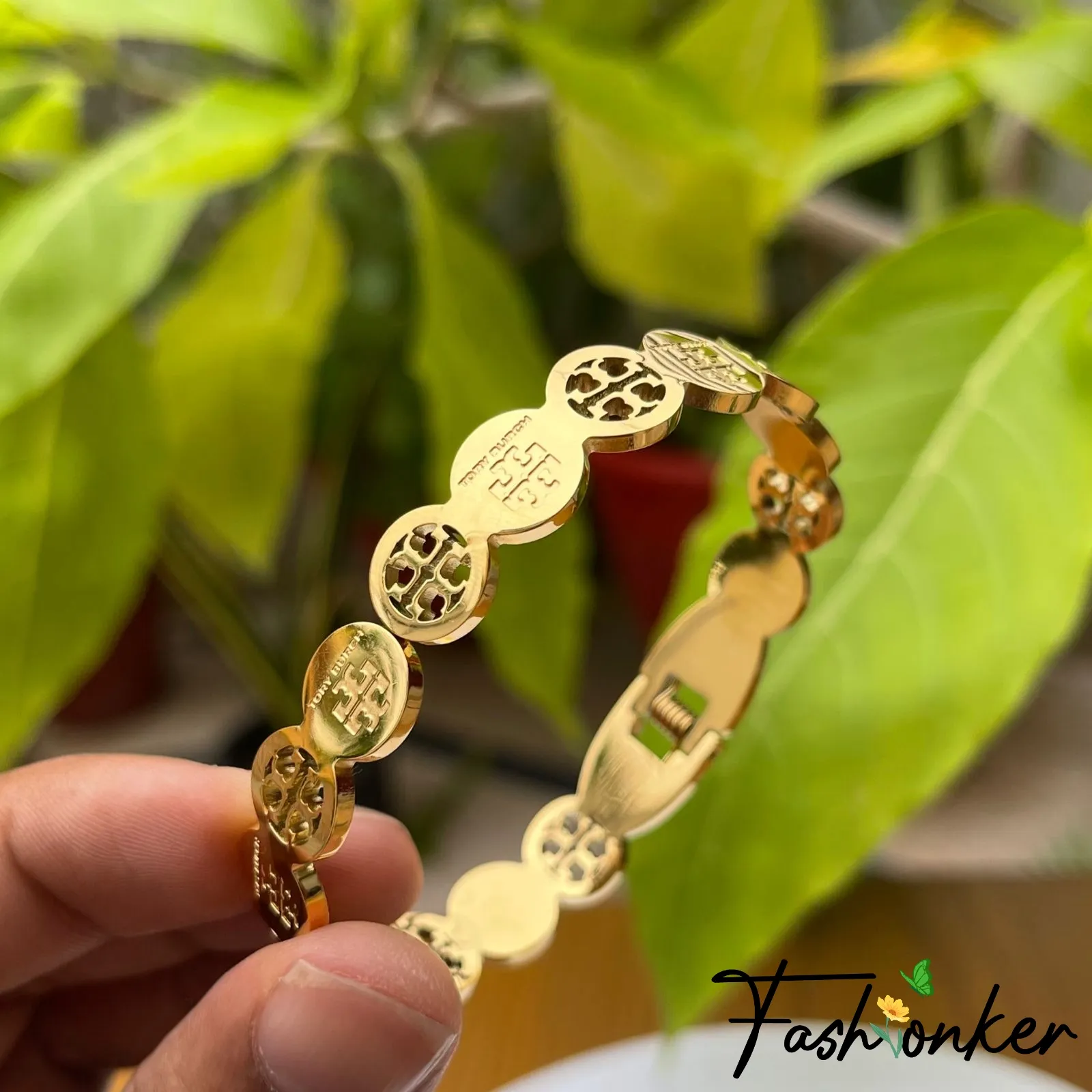 Best Price Tory Burch Gold Bangle
